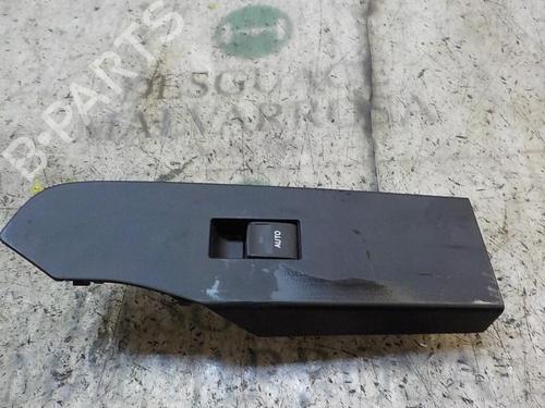 Used Right front window switch Right front window switch TOYOTA AURIS (_E18_) 1.8 Hybrid (ZWE186_, ZWE186R) (136 hp) 3849418 3849418