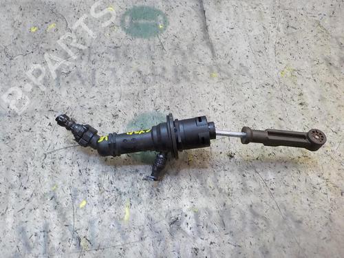 Used Clutch slave cylinder Clutch slave cylinder DACIA LODGY (JS_) 1.5 dCi (90 hp) 14279093 14279093
