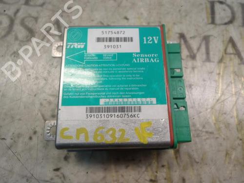 Used ECU airbags FIAT GRANDE PUNTO (199_) 1.4 (199AXB11, 199AXB1A, 199BXB1A, 199AXL1A) (77 hp) 3808343