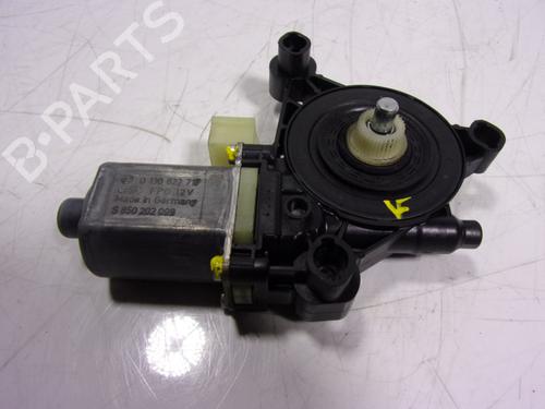 Used Left front window motor Left front window motor VW GOLF VII (5G1, BQ1, BE1, BE2) 1.6 TDI (105 hp) 16158569 16158569