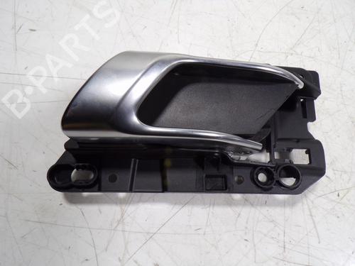 rear-left-interior-door-handle-porsche-macan-95b-20-95b837019gt8-95b837019-2014-15195530 main image