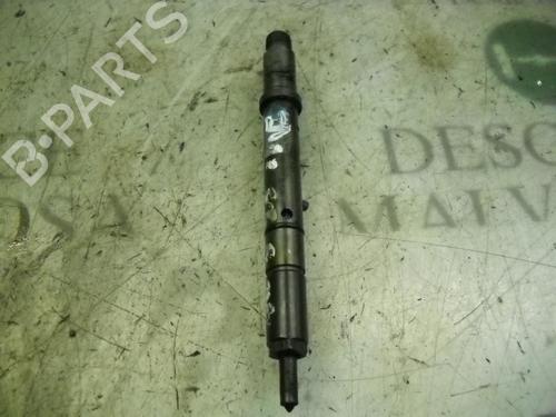 Used Injector Injector AUDI A4 B6 (8E2) 2.5 TDI (163 hp) 3743995 3743995