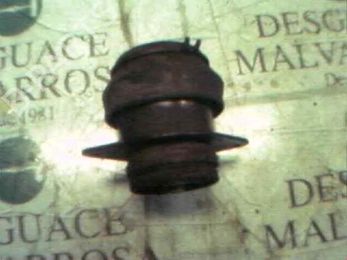 Used Engine mount SEAT IBIZA II (6K1) 1.4 i (60 hp) 9085104