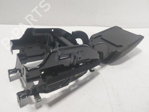 Armrest / Center console AUDI Q5 (8RB) 2.0 TFSI quattro | BP19115319I20 