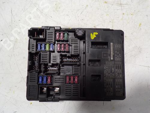 Used Fuse box Fuse box 9624822 9624822