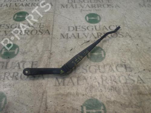 Used Front windshield wiper arm Front windshield wiper arm 3806409 3806409