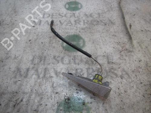 Højre side indikator Højre side indikator RENAULT MEGANE II (BM0/1_, CM0/1_) [2001-2012] 11643595 11643595