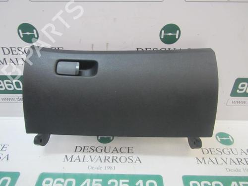 Used Glove box Glove box SKODA ROOMSTER (5J7) 1.6 TDI (105 hp) 4002497 4002497