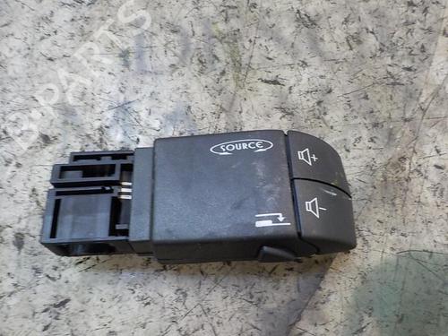 electronic-module-renault-twingo-ii-cn0_-8200009040-2007-3851254 main image