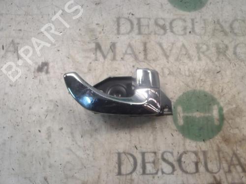 Used Rear right interior door handle Rear right interior door handle HYUNDAI TERRACAN (HP) 2.5 TD (101 hp) 3812176 3812176