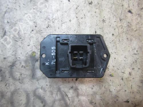 Used Heater resistor Heater resistor SUZUKI SWIFT III (MZ, EZ) 1.3 (RS413, ZC11S) (92 hp) 11643584 11643584