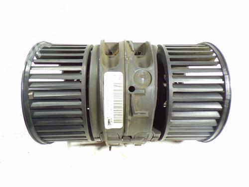 Used Heater blower motor RENAULT SCÉNIC III (JZ0/1_) [2008-2016]  8420390