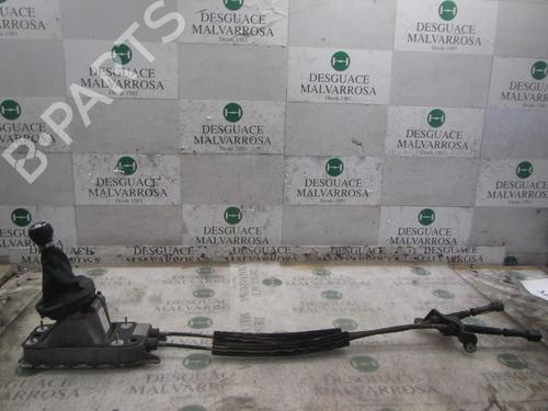 Used Gear lever VW TOURAN (1T1, 1T2) 2.0 TDI 16V (140 hp) 7410505
