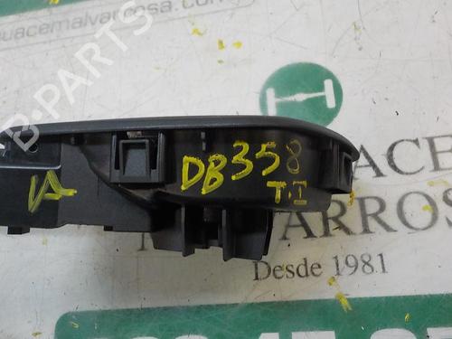 Venstre bak invendig håndtak FORD FIESTA VI (CB1, CCN) 1.6 TDCi | BP3865829I15 