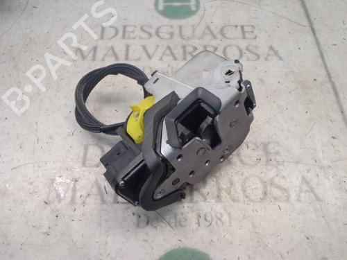 Used Front left lock Front left lock OPEL INSIGNIA A Sports Tourer (G09) [2008-2017] 3807901 3807901