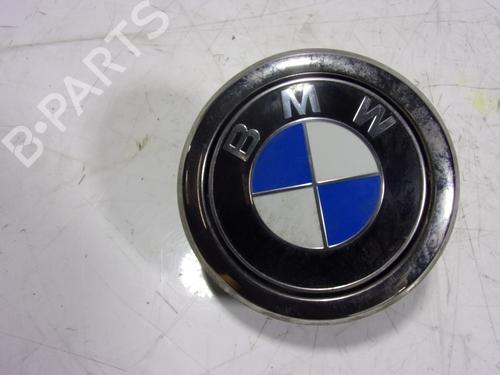 Used Tailgate handle Tailgate handle BMW 1 (F20) 116 d (116 hp) 10651952 10651952