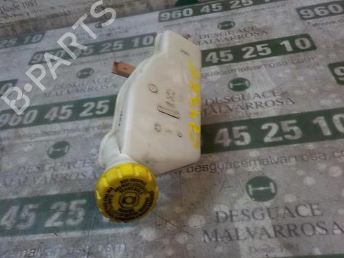 Used Brake master cylinder Brake master cylinder PEUGEOT 2008 I (CU_) 1.6 HDi (92 hp) 3863823 3863823