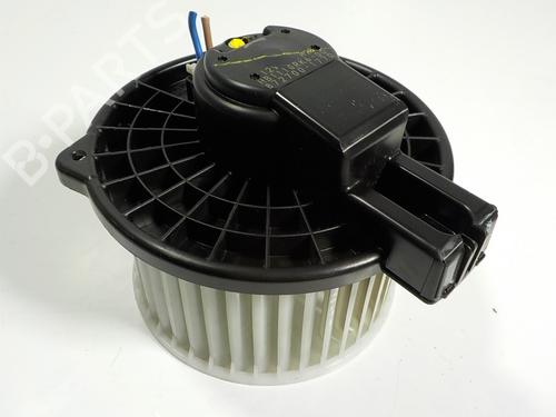 Used Heater blower motor Heater blower motor MAZDA 3 Hatchback (BP) 2.0 SKYACTIV-G M Hybrid (122 hp) 11191925 11191925