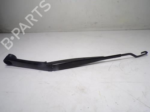 Used Front windshield wiper arm KIA RIO IV (YB, SC, FB) [2017-2025]  13015044
