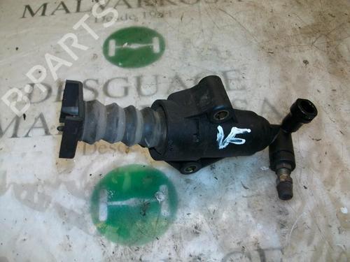 Used Clutch slave cylinder Clutch slave cylinder VW BORA I (1J2) 1.6 16V (105 hp) 14264375 14264375