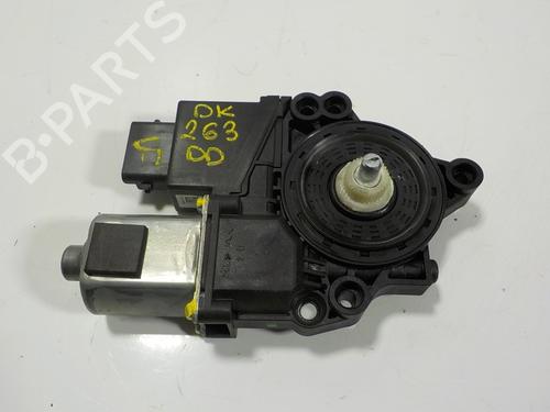 Used Right front window motor KIA CEE'D (JD) 1.4 CRDi 90 (90 hp) 11852279