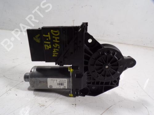 Rudehejsemotor bagstkærm venstre VW GOLF VI (5K1) 1.6 TDI (105 hp) 8597300