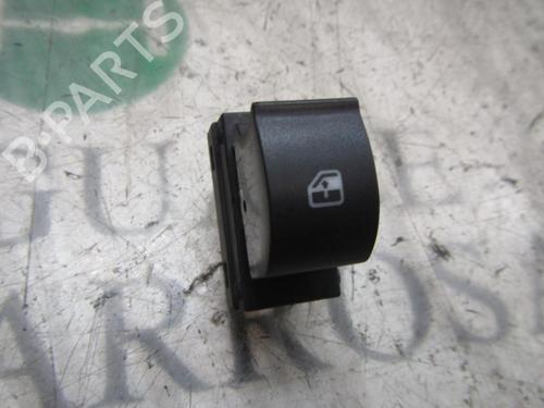 Used Right front window switch Right front window switch FIAT BRAVO II (198_) 1.9 D Multijet (198AXB1A) (120 hp) 3822456 3822456