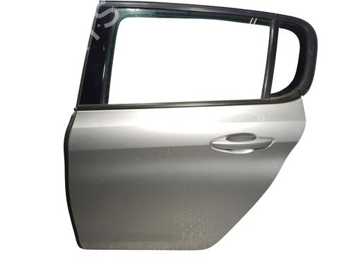 Used Left rear door Left rear door 26039643 26039643