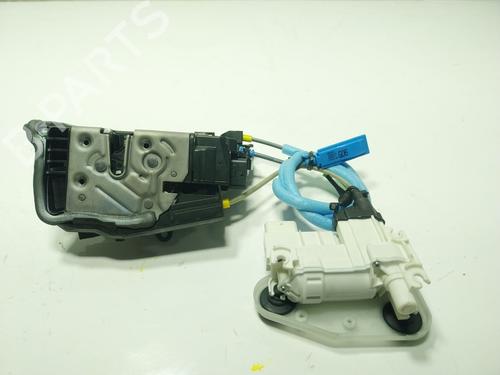 Used Front left lock BMW X6 (G06, F96) xDrive 30 d Mild-Hybrid (286 hp) 29312016