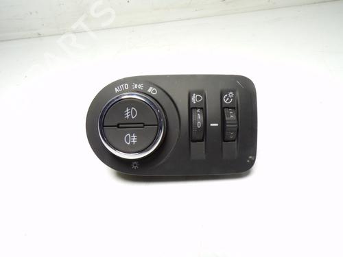 Used Headlight switch Headlight switch OPEL GRANDLAND / GRANDLAND X (A18, P1UO) 1.5 Turbo D (75) (131 hp) 13404820 13404820