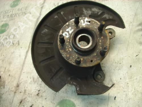 Used Left front steering knuckle Left front steering knuckle LAND ROVER FREELANDER I (L314) 2.0 Td4 4x4 (112 hp) 3741331 3741331