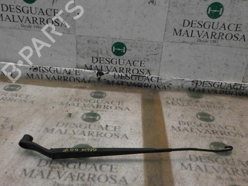 Vindspejlsviskerarm Vindspejlsviskerarm HYUNDAI ACCENT III (MC) 1.5 CRDi GLS (110 hp) 3785188 3785188