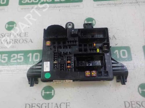 Used Fuse box Fuse box OPEL INSIGNIA A (G09) 2.0 CDTI (68) (131 hp) 4943408 4943408