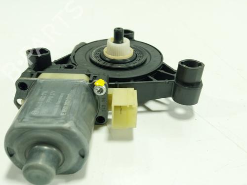Right rear window motor PORSCHE MACAN (95B) 3.0 S Diesel | BP32511177E22 - Image 2