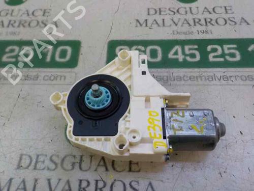 Used Left rear window motor Left rear window motor AUDI A1 Sportback (8XA, 8XF) 1.0 TFSI (95 hp) 5652556 5652556