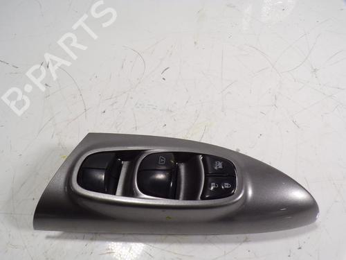 Used Left front window switch Left front window switch NISSAN JUKE (F15) 1.5 dCi (110 hp) 9154241 9154241