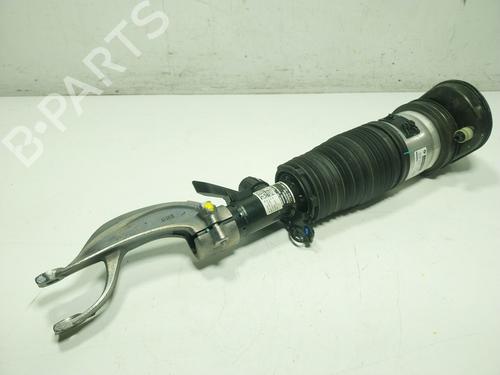 Used Right front shock absorber BMW X5 (G05, F95) xDrive 40 d Mild-Hybrid (352 hp) 29763833