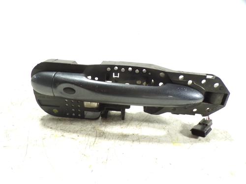 Used Front right exterior door handle Front right exterior door handle RENAULT MEGANE III Hatchback (BZ0/1_, B3_) 1.5 dCi (106 hp) 8420571 8420571