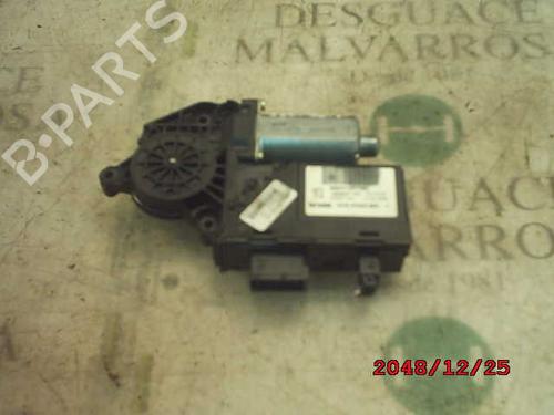 Rudehejsemotor forskærm højre PEUGEOT 307 (3A/C) 2.0 HDi 90 (90 hp) 3757851