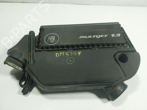 Used Air filter box Air filter box FIAT QUBO (225_) 1.3 D Multijet (225AXE1A, 225CXE1A, 225AXH1A, 225AXL1A,... (95 hp) 16716768 16716768
