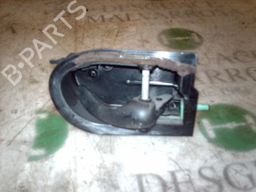 Maniglia interna posteriore destra FORD MONDEO II (BAP) 1.8 TD (90 hp) 3789976