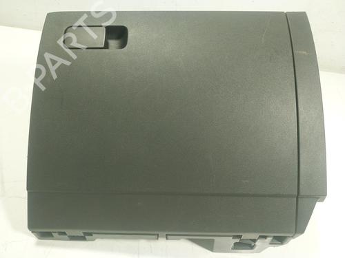 Used Glove box VW TOURAN (5T1) [2015-2025]  17449140
