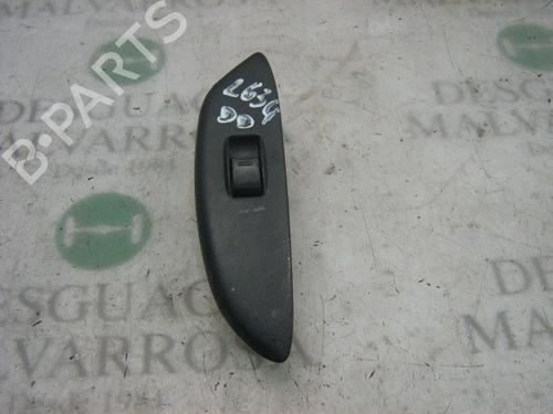 Used Right front window switch TOYOTA YARIS (_P1_) 1.3 (NCP10, SCP12_) (86 hp) 3767162