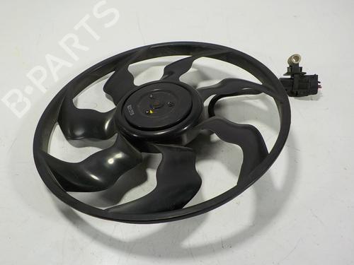 Used Radiator fan Radiator fan 13537772 13537772