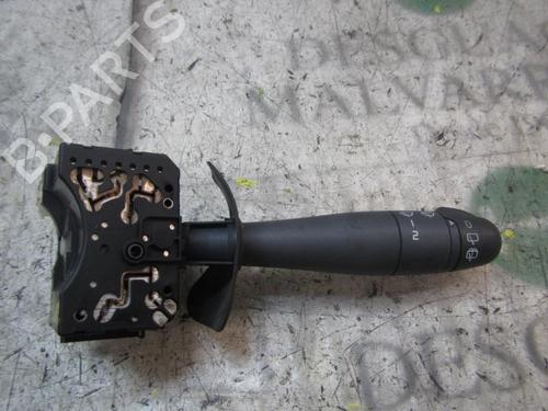 Mando intermitentes / limpia Mando intermitentes / limpia RENAULT CLIO II (BB_, CB_) 1.9 D (B/CB0E, BB0J) (64 hp) 3838396 3838396