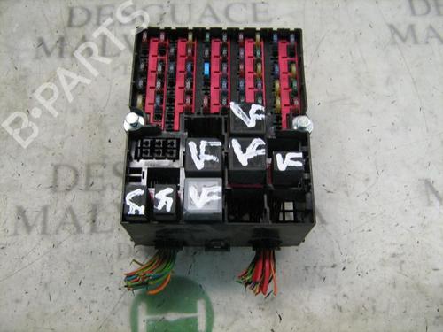 Used Fuse box Fuse box 3737866 3737866