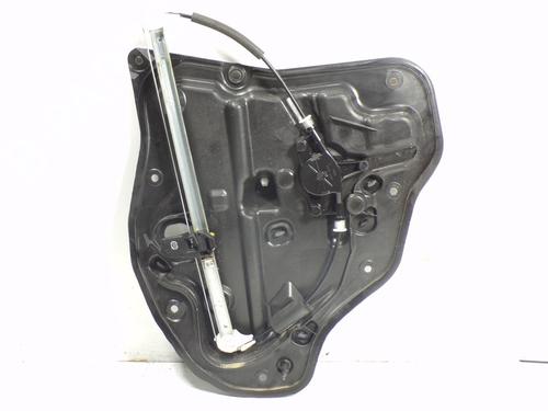 Used Rear right window mechanism Rear right window mechanism MAZDA CX-3 (DK) 2.0 SKYACTIV-G (121 hp) 7165046 7165046