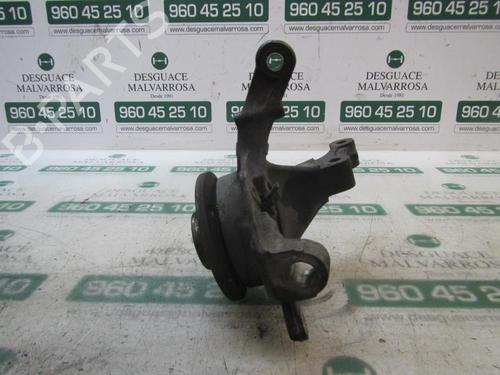 Left front steering knuckle RENAULT LAGUNA II Grandtour (KG0/1_) 1.9 dCi (KG0G) | BP3872765M25 