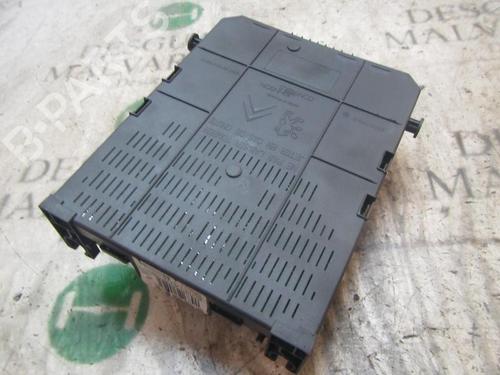 Fuse box CITROËN C5 III (RD_) 1.6 HDi 110 (RD9HZC) | BP16903791E1