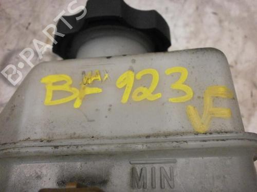 Brake master cylinder HYUNDAI ACCENT II Saloon (LC) 1.5 CRDi | BP3747135M77 